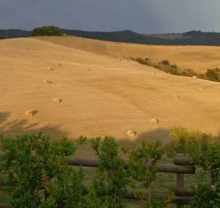 Podere San Luigi - Pet Friendly Country house